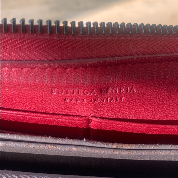 BOTTEGA VENETA Intrecciato Lambskin Leather Long Wallet - Picture 4 of 11